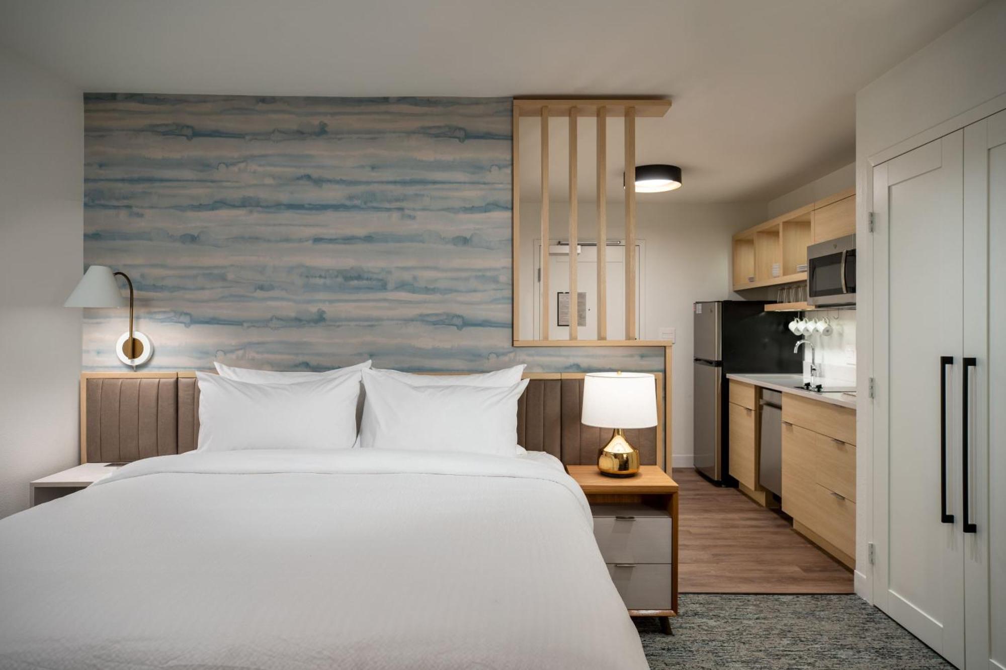 Towneplace Suites By Marriott Hadley Amherst Εξωτερικό φωτογραφία