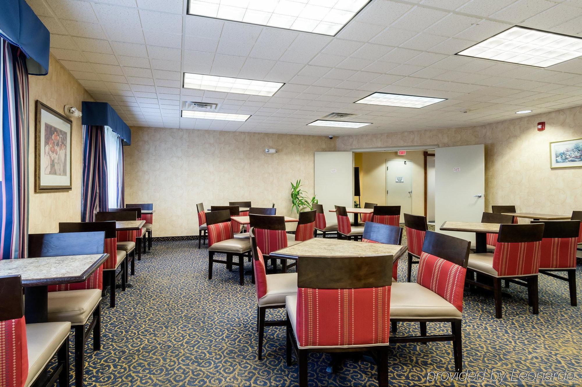 Towneplace Suites By Marriott Hadley Amherst Εξωτερικό φωτογραφία
