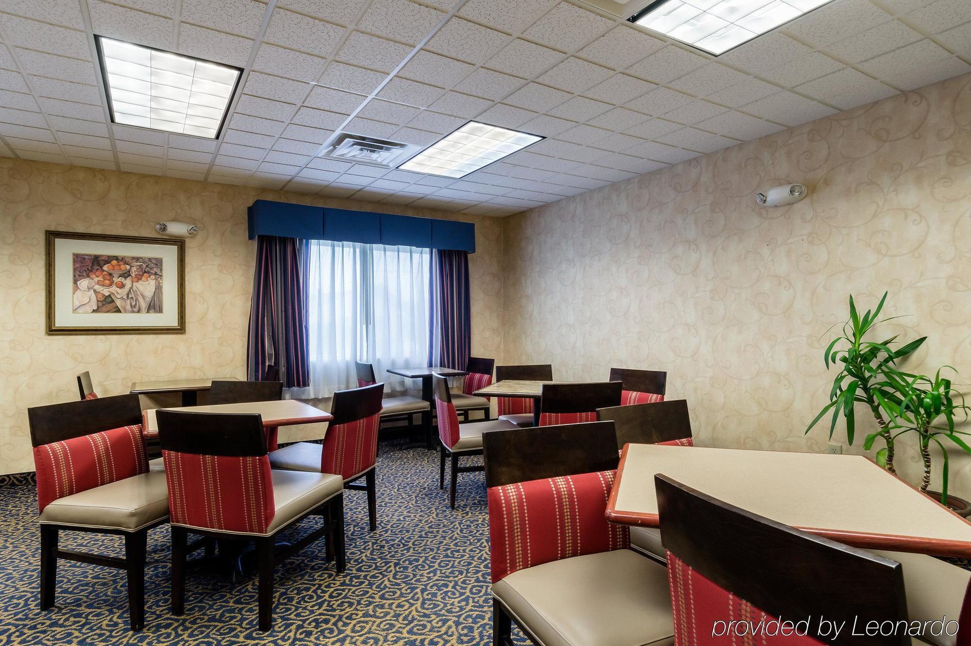 Towneplace Suites By Marriott Hadley Amherst Εξωτερικό φωτογραφία