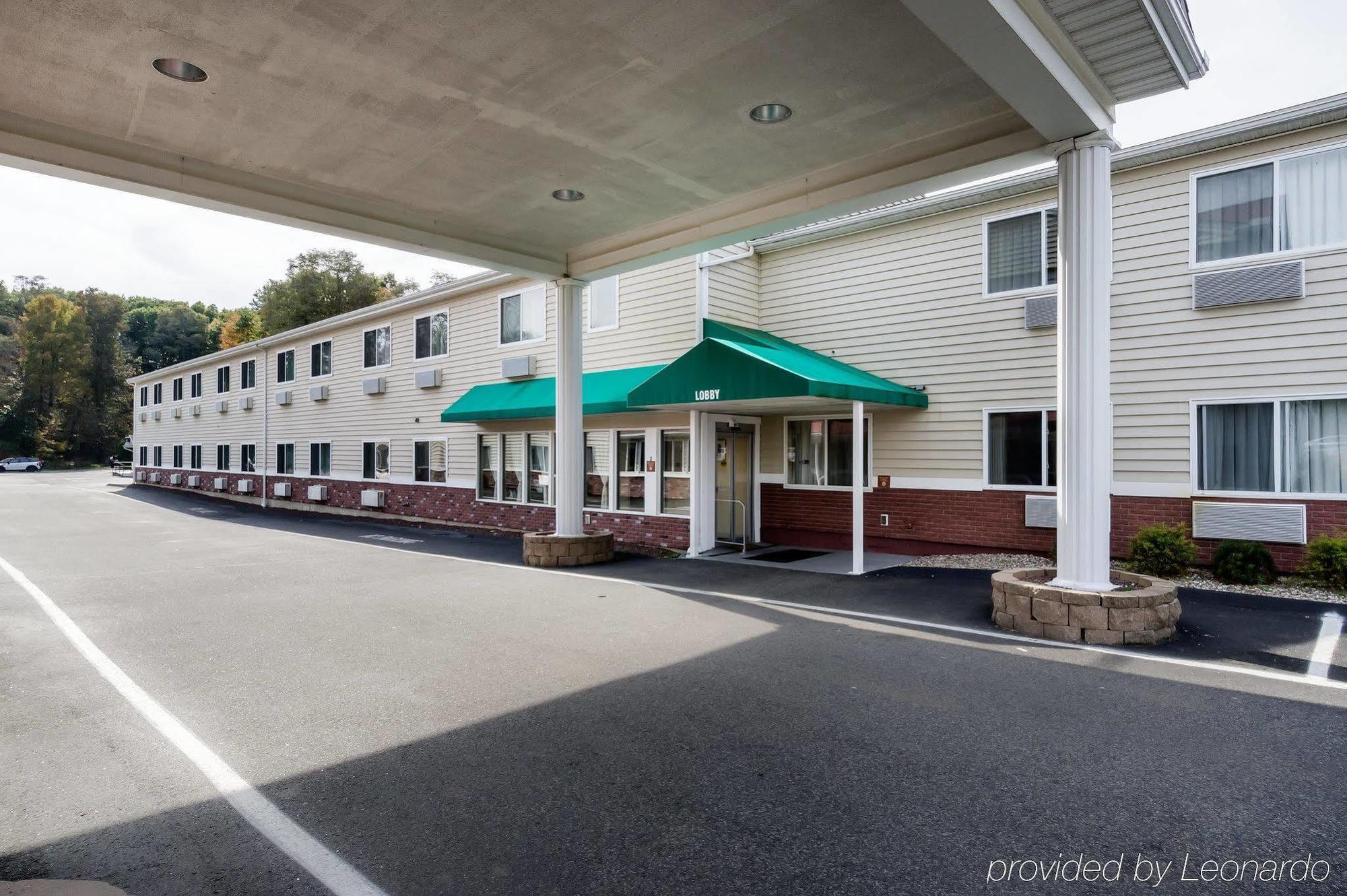 Towneplace Suites By Marriott Hadley Amherst Εξωτερικό φωτογραφία