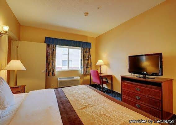 Towneplace Suites By Marriott Hadley Amherst Εξωτερικό φωτογραφία
