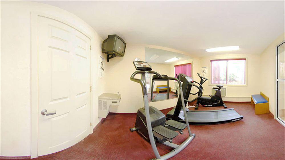 Towneplace Suites By Marriott Hadley Amherst Εξωτερικό φωτογραφία